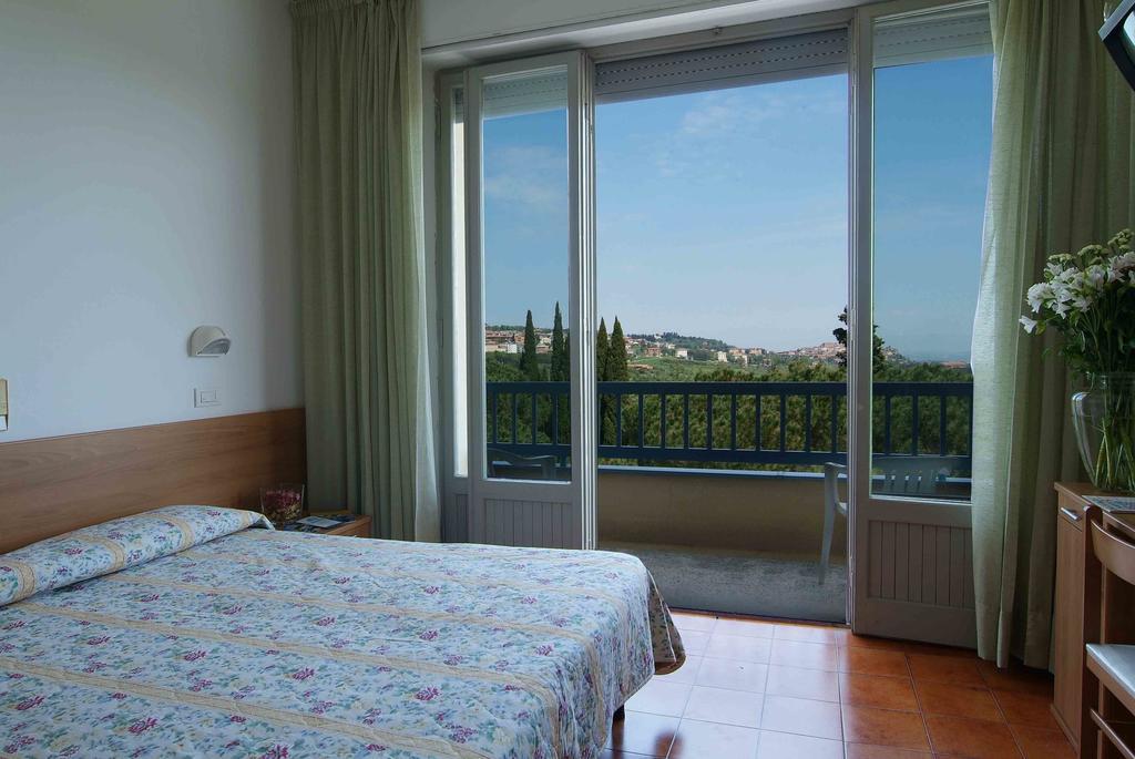 Albergo Le Sorgenti Chianciano Terme Cameră foto