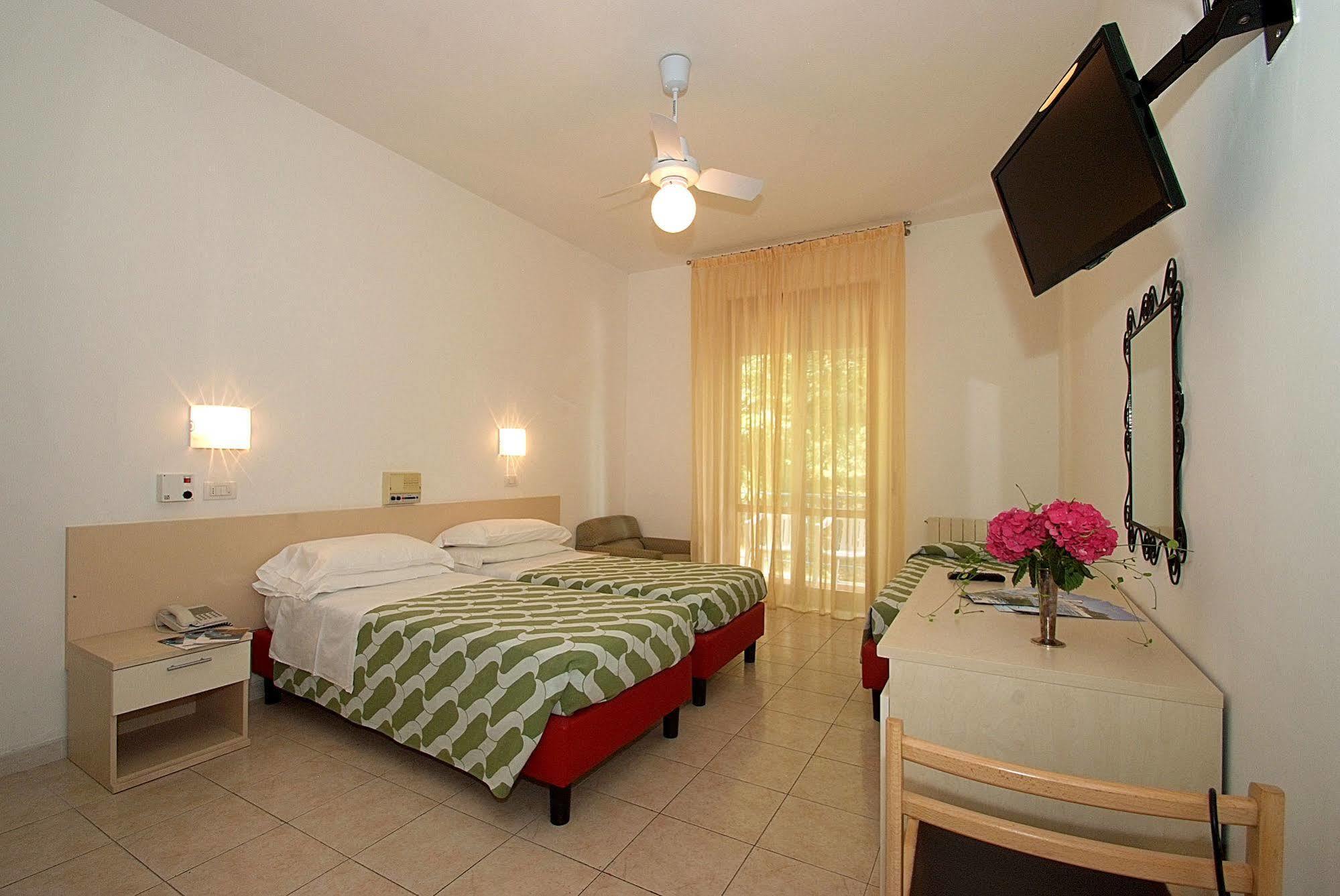 Albergo Le Sorgenti Chianciano Terme Exterior foto