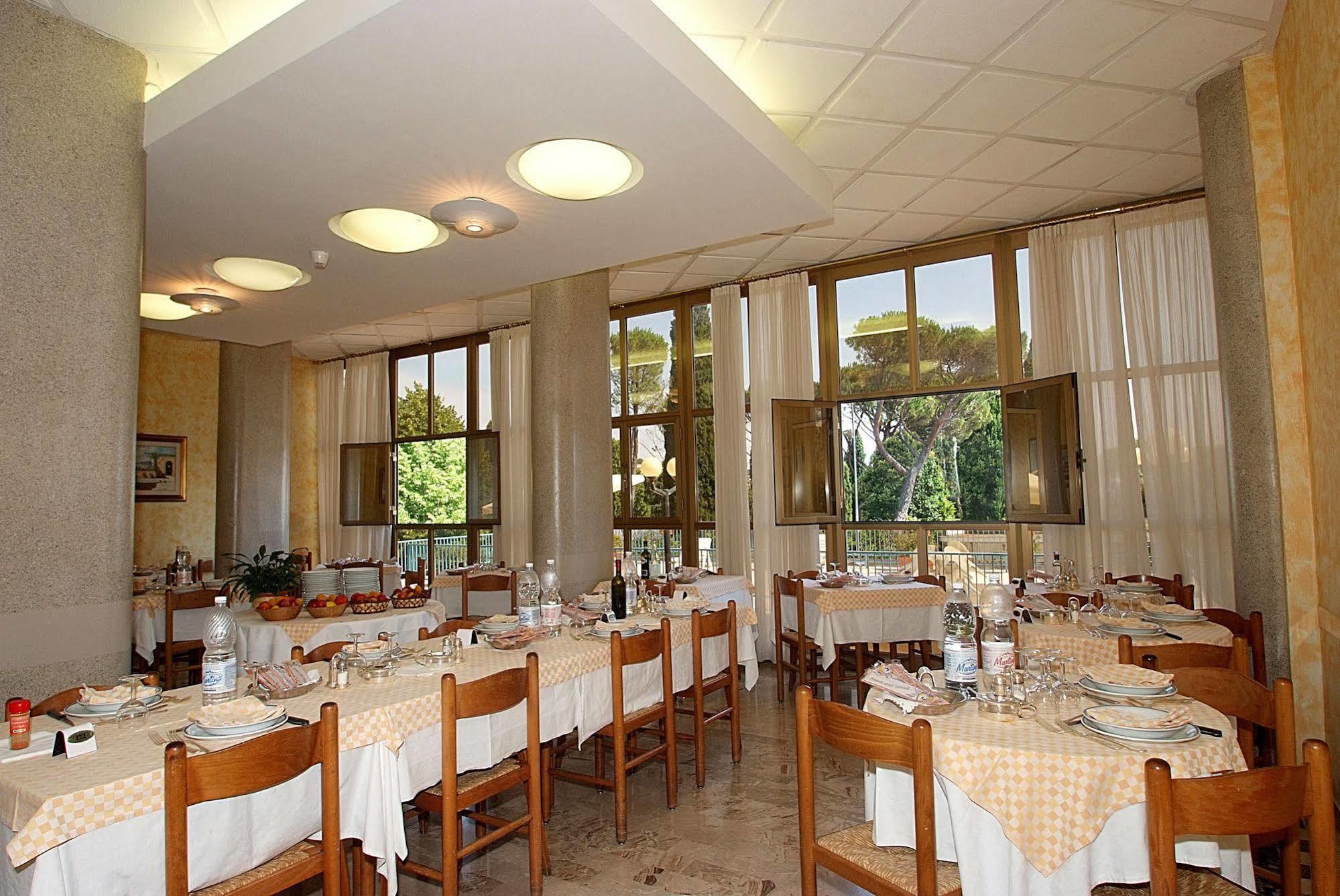 Albergo Le Sorgenti Chianciano Terme Exterior foto
